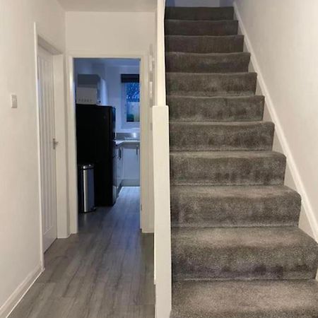 Entire House - Peaceful 3 Bedroom Home Rishton Exterior foto